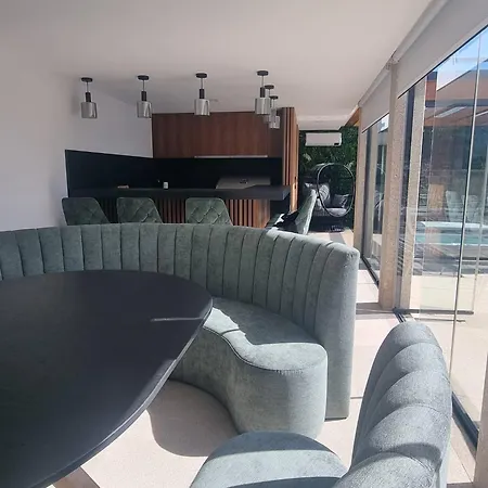 D'alto Villa *
